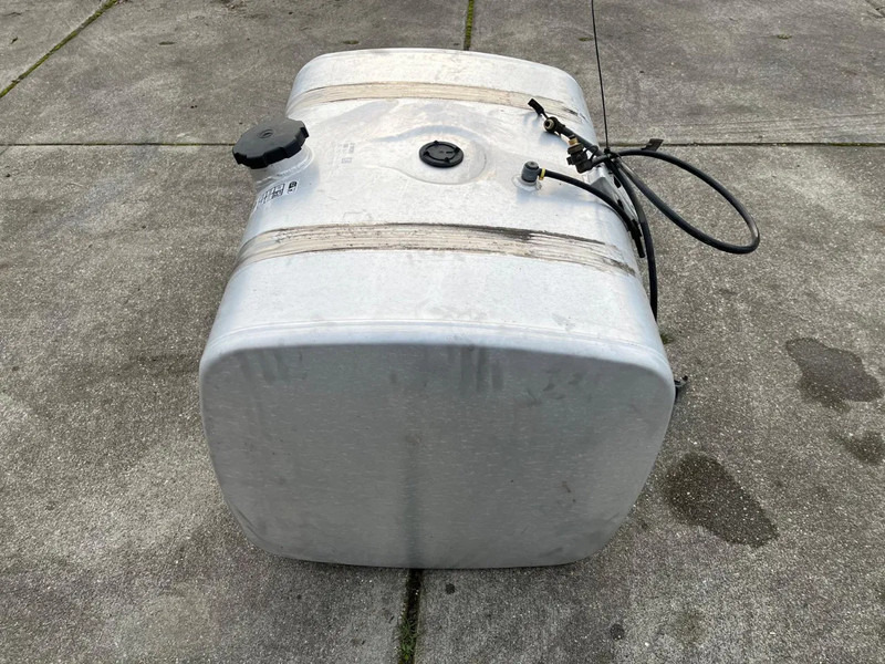 DAF Brandstoftank 335L 2198080 - Rezervor combustibil: Foto 2 DAF Brandstoftank 335L 2198080 - Rezervor combustibil: Foto 2