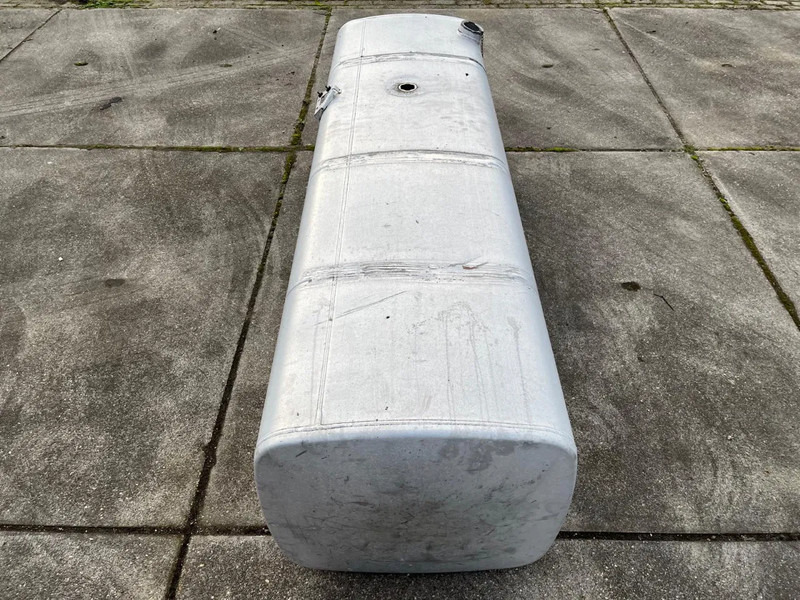 DAF Brandstoftank Diesel 850L L:228 B:67 H:62 - Rezervor combustibil: Foto 2 DAF Brandstoftank Diesel 850L L:228 B:67 H:62 - Rezervor combustibil: Foto 2