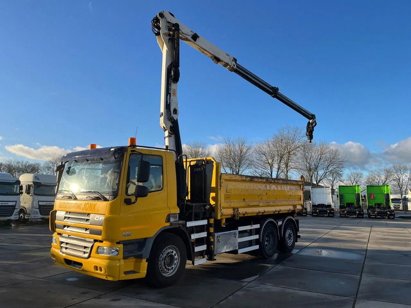 DAF CF 360 FAN Kipper knijperwagen - Camion cu macara: Foto 3 DAF CF 360 FAN Kipper knijperwagen - Camion cu macara: Foto 3