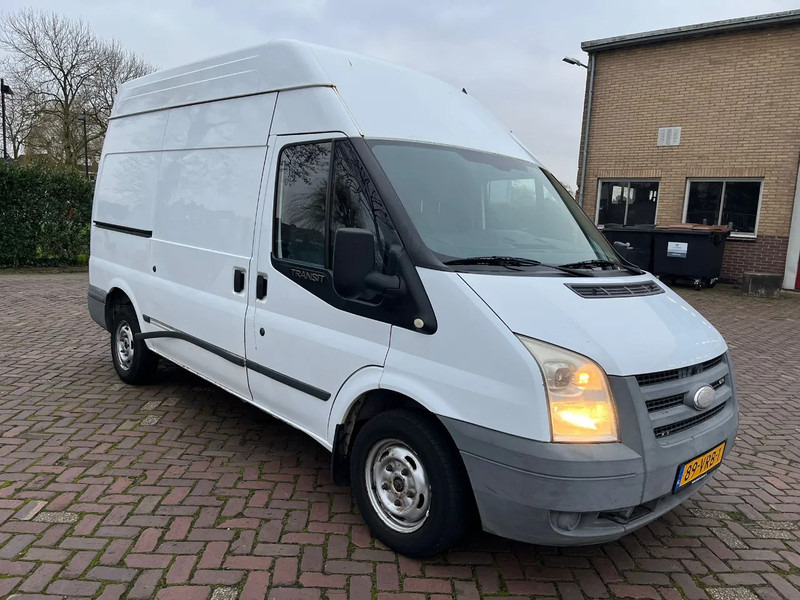 Ford Transit 280M FD VAN 85 HR 4.23 - Autoutilitară compactă: Foto 1 Ford Transit 280M FD VAN 85 HR 4.23 - Autoutilitară compactă: Foto 1