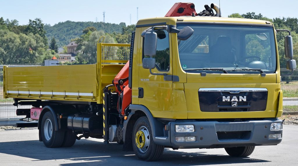MAN TGL 12.220 Kipper 5,05 m + PK 8501 B *TOPZUSTAND MAN TGL 12.220 Kipper 5,05 m + PK 8501 B *TOPZUSTAND - Camion basculantă, Camion cu macara: Foto 3 MAN TGL 12.220 Kipper 5,05 m + PK 8501 B *TOPZUSTAND MAN TGL 12.220 Kipper 5,05 m + PK 8501 B *TOPZUSTAND - Camion basculantă, Camion cu macara: Foto 3