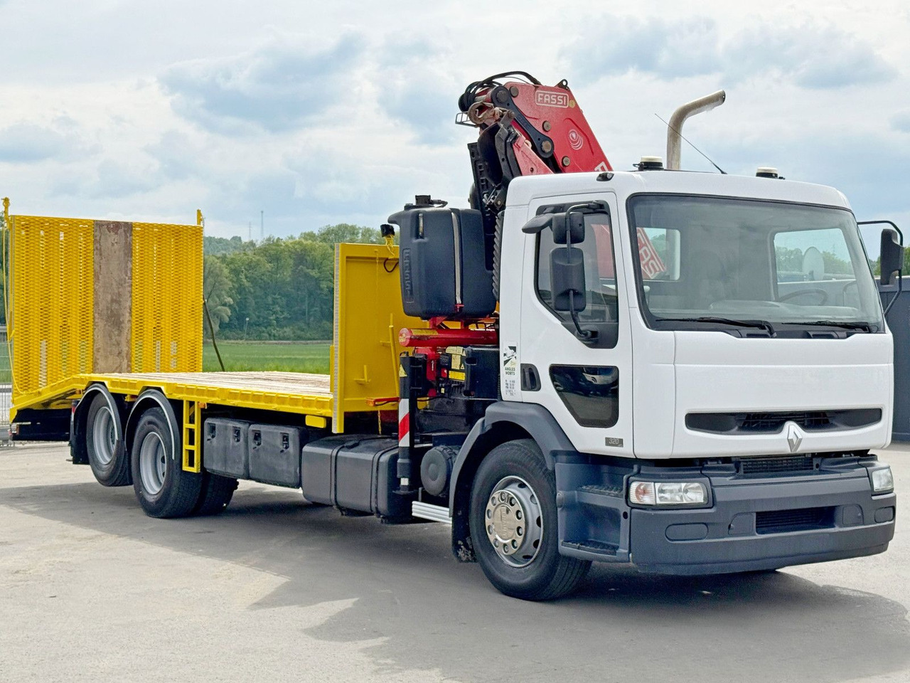 Renault PREMIUM 320 * FASSI F240B.22 + FUNK* TOP - Maşină de tractare: Foto 3 Renault PREMIUM 320 * FASSI F240B.22 + FUNK* TOP - Maşină de tractare: Foto 3