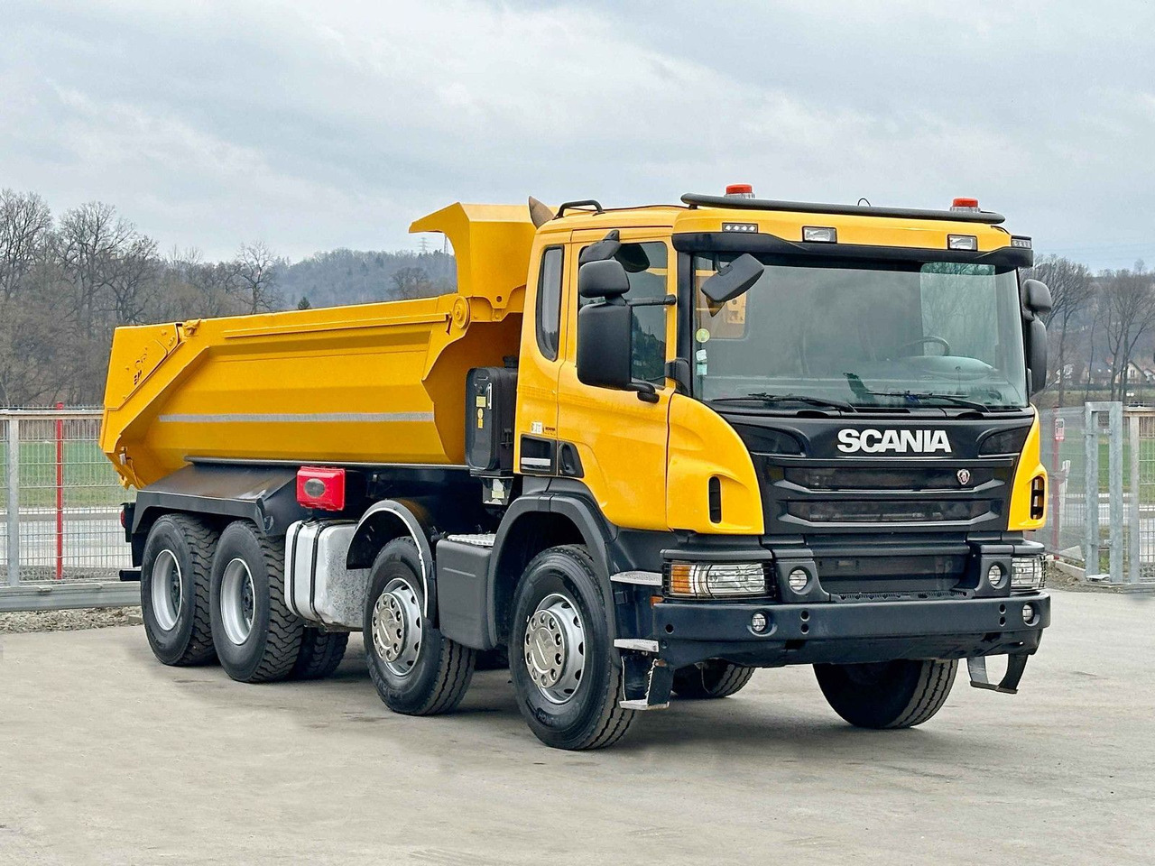 Scania P 400 Kipper * 8x4 * TOPZUSTAND ! - Camion basculantă: Foto 1 Scania P 400 Kipper * 8x4 * TOPZUSTAND ! - Camion basculantă: Foto 1