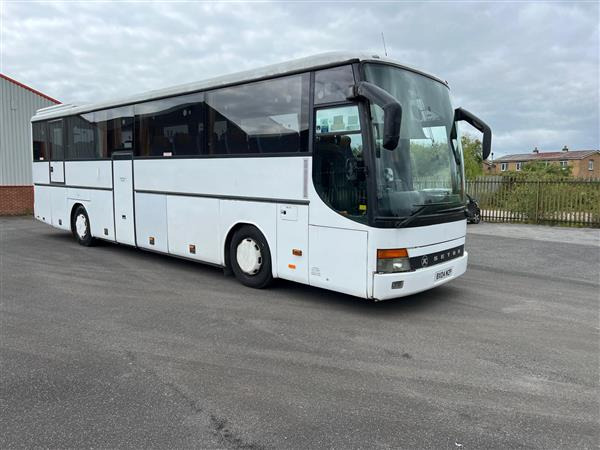 2004 Setra 315 GT 49 Seat coach, MOT November, 6 cylinder, 6 speed manual, excellent runner. - Autocar: Foto 3 2004 Setra 315 GT 49 Seat coach, MOT November, 6 cylinder, 6 speed manual, excellent runner. - Autocar: Foto 3