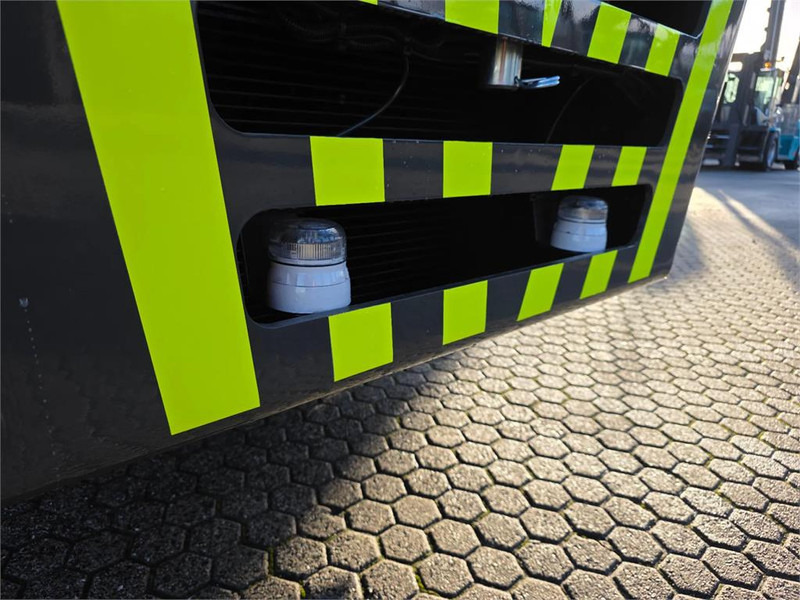 Tractor terminal Terberg RT403 4x4: Foto 18 Tractor terminal Terberg RT403 4x4: Foto 18