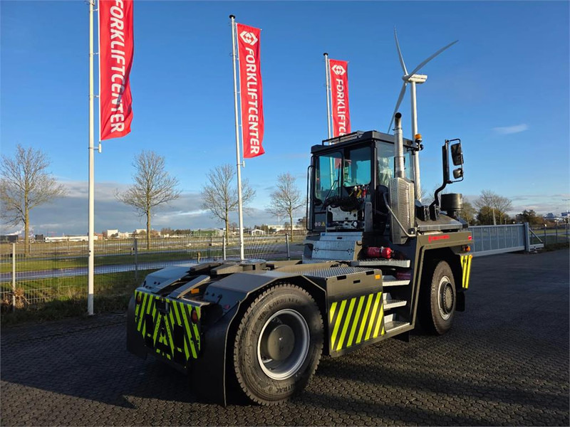 Tractor terminal Terberg RT403 4x4: Foto 6 Tractor terminal Terberg RT403 4x4: Foto 6