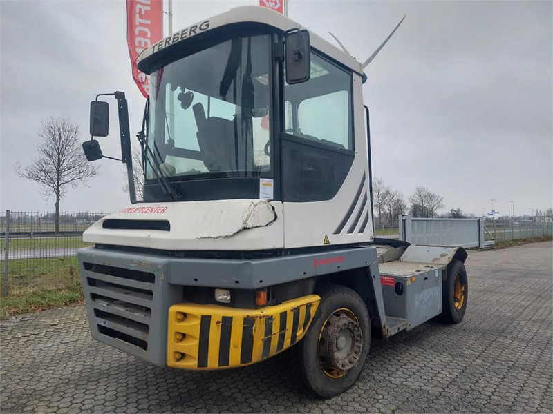 Terberg TT223 - Tractor terminal: Foto 2 Terberg TT223 - Tractor terminal: Foto 2