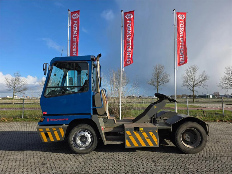 Terberg YT222 - Tractor terminal: Foto 4 Terberg YT222 - Tractor terminal: Foto 4