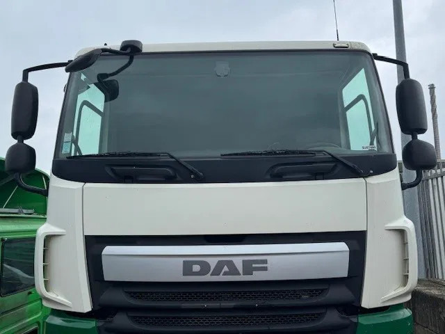 DAF CF Euro6 Cabine Compleet - Cabină și interior pentru Camion: Foto 2 DAF CF Euro6 Cabine Compleet - Cabină și interior pentru Camion: Foto 2