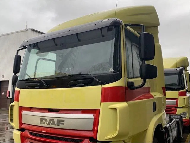 DAF CF Sleeper Cab L2 H1 Euro6 - Cabină și interior pentru Camion: Foto 1 DAF CF Sleeper Cab L2 H1 Euro6 - Cabină și interior pentru Camion: Foto 1