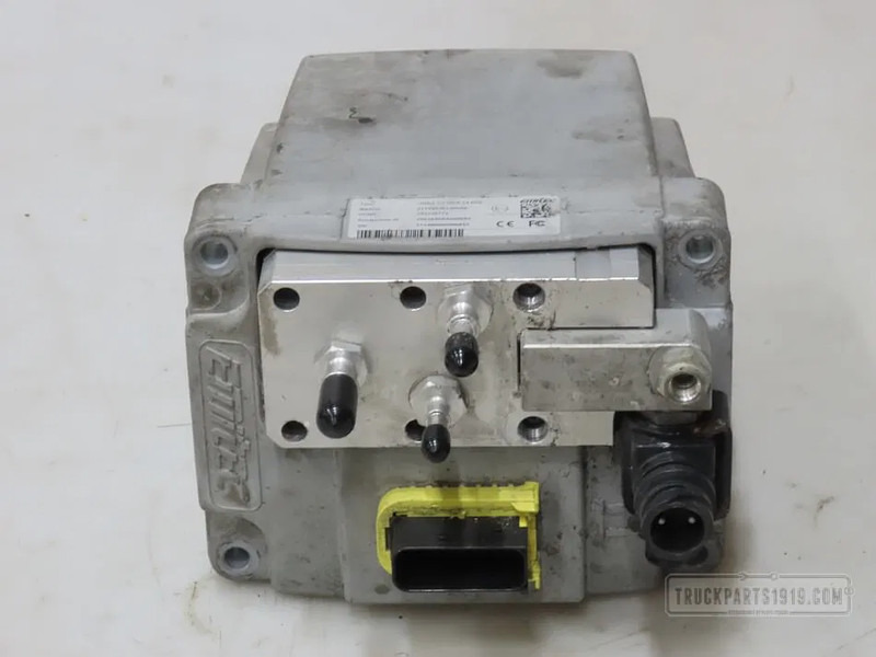 MAN 81154036146 AdBlue pomp - Sistem de evacuare pentru Camion: Foto 1 MAN 81154036146 AdBlue pomp - Sistem de evacuare pentru Camion: Foto 1