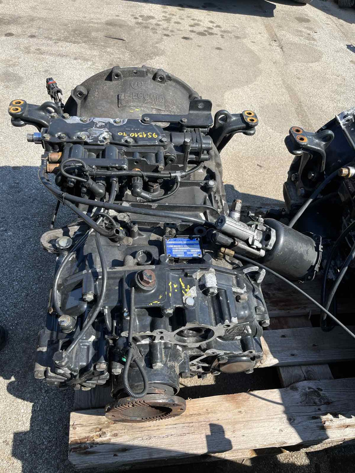 GEARBOX MAN ZF 9S1310 - Cutie de viteze și piese pentru Camion: Foto 3 GEARBOX MAN ZF 9S1310 - Cutie de viteze și piese pentru Camion: Foto 3