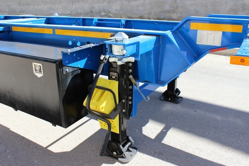 EMIRSAN 20/40/45 FT SAF AXLE SKELETAL - Semiremorcă transport containere/ Swap body: Foto 4 EMIRSAN 20/40/45 FT SAF AXLE SKELETAL - Semiremorcă transport containere/ Swap body: Foto 4