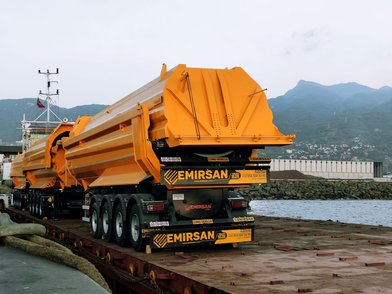 EMIRSAN 4 AXLE HEAVY DUTY TIPPER - Semiremorcă basculantă: Foto 5 EMIRSAN 4 AXLE HEAVY DUTY TIPPER - Semiremorcă basculantă: Foto 5