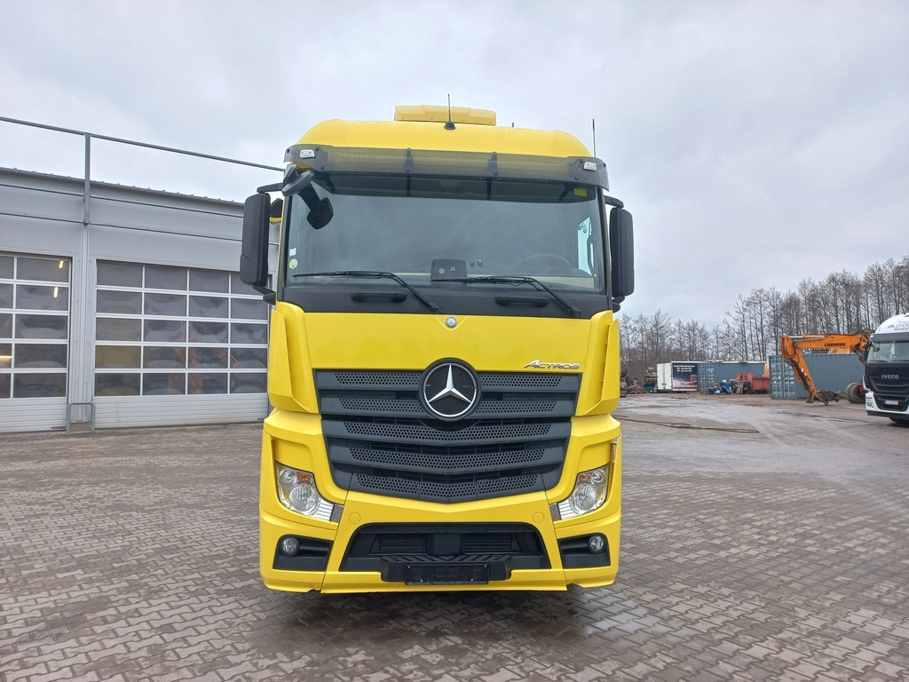Mercedes-Benz ACTROS 1845 LS - Cap tractor: Foto 3 Mercedes-Benz ACTROS 1845 LS - Cap tractor: Foto 3