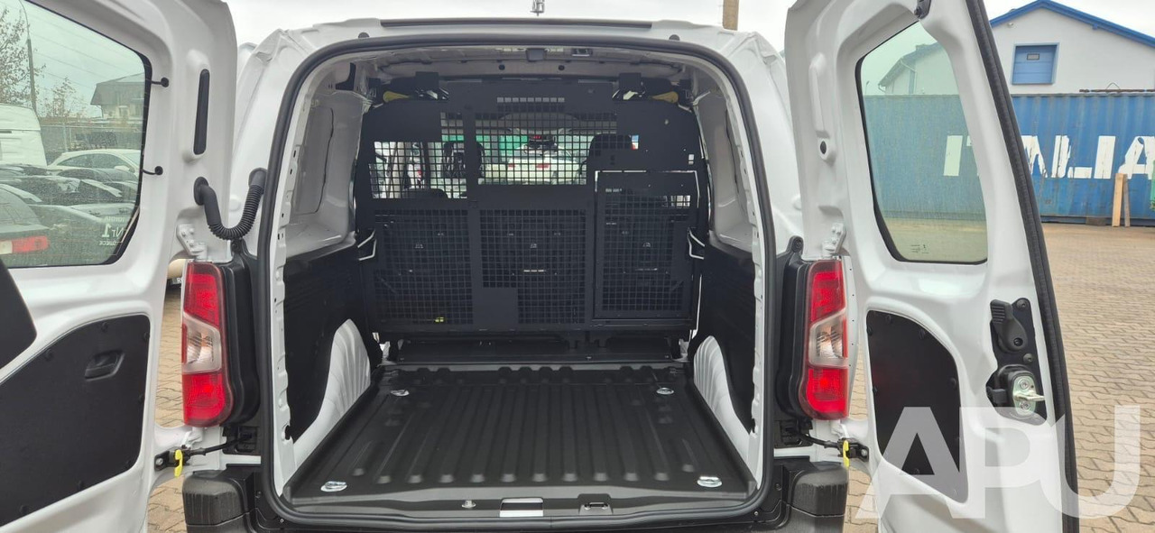 TOYOTA Proace City MC24 - Autoutilitară cabină dublă: Foto 2 TOYOTA Proace City MC24 - Autoutilitară cabină dublă: Foto 2