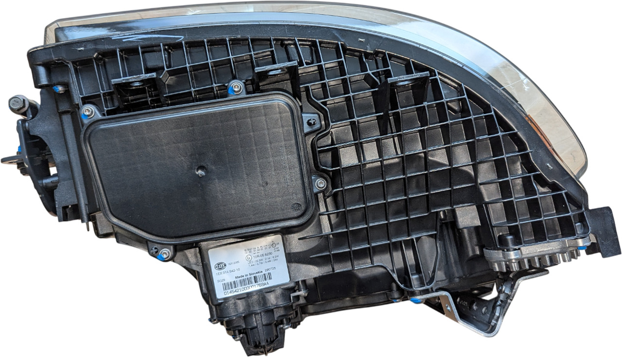 SCANIA NGS LED KOPLAMP RECHTS NEW HELLA 2674391H - Far pentru Camion: Foto 4 SCANIA NGS LED KOPLAMP RECHTS NEW HELLA 2674391H - Far pentru Camion: Foto 4