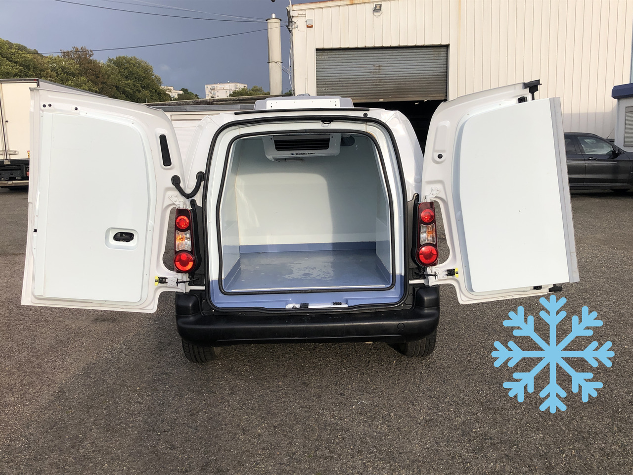 Citroën Berlingo Frigorifique - Autoutilitară frigorifica: Foto 5 Citroën Berlingo Frigorifique - Autoutilitară frigorifica: Foto 5