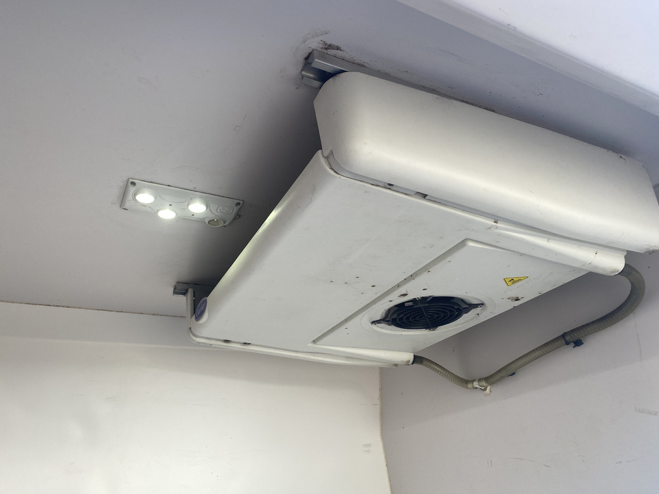 Autoutilitară frigorifica pentru transport de produselor alimentare RENAULT MASTER: Foto 8 Autoutilitară frigorifica pentru transport de produselor alimentare RENAULT MASTER: Foto 8