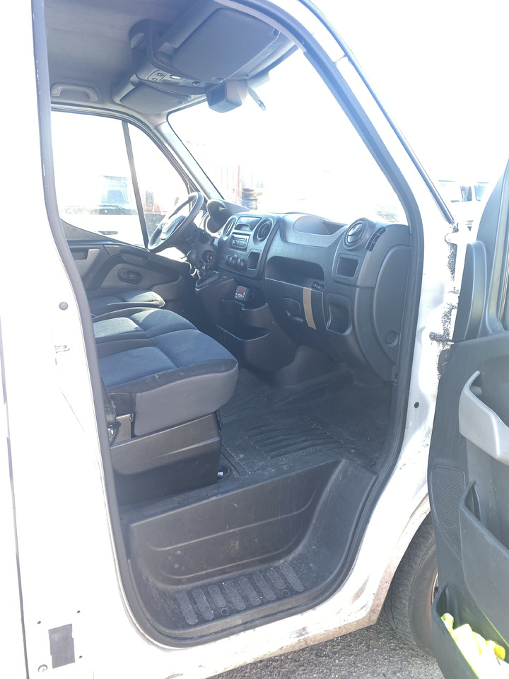 Autoutilitară frigorifica pentru transport de produselor alimentare RENAULT MASTER: Foto 9 Autoutilitară frigorifica pentru transport de produselor alimentare RENAULT MASTER: Foto 9