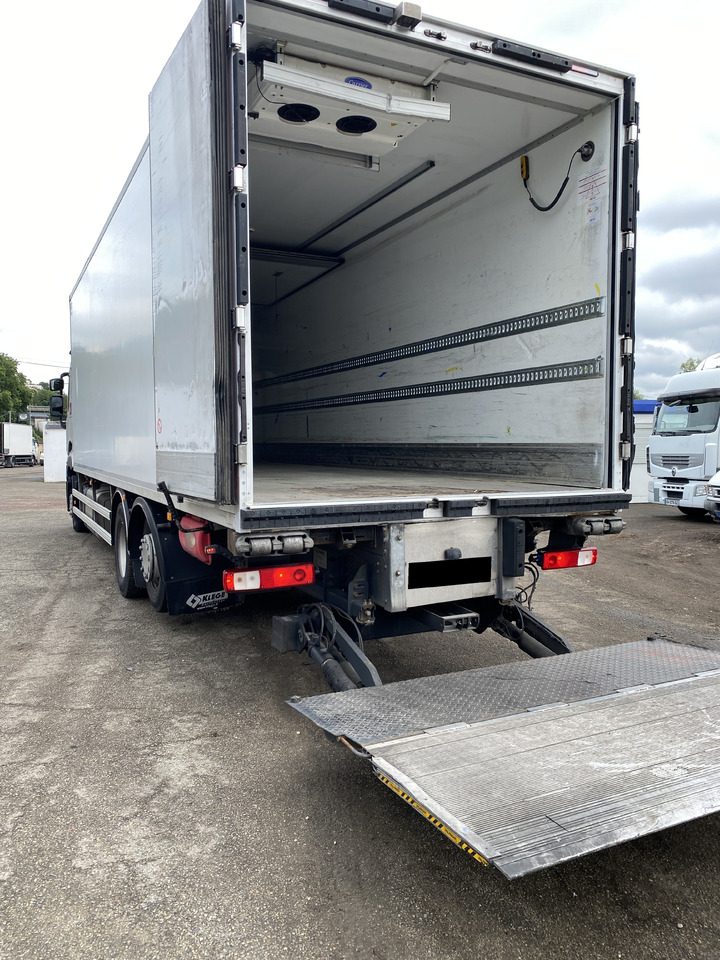 RENAULT T - Camion frigider: Foto 3 RENAULT T - Camion frigider: Foto 3