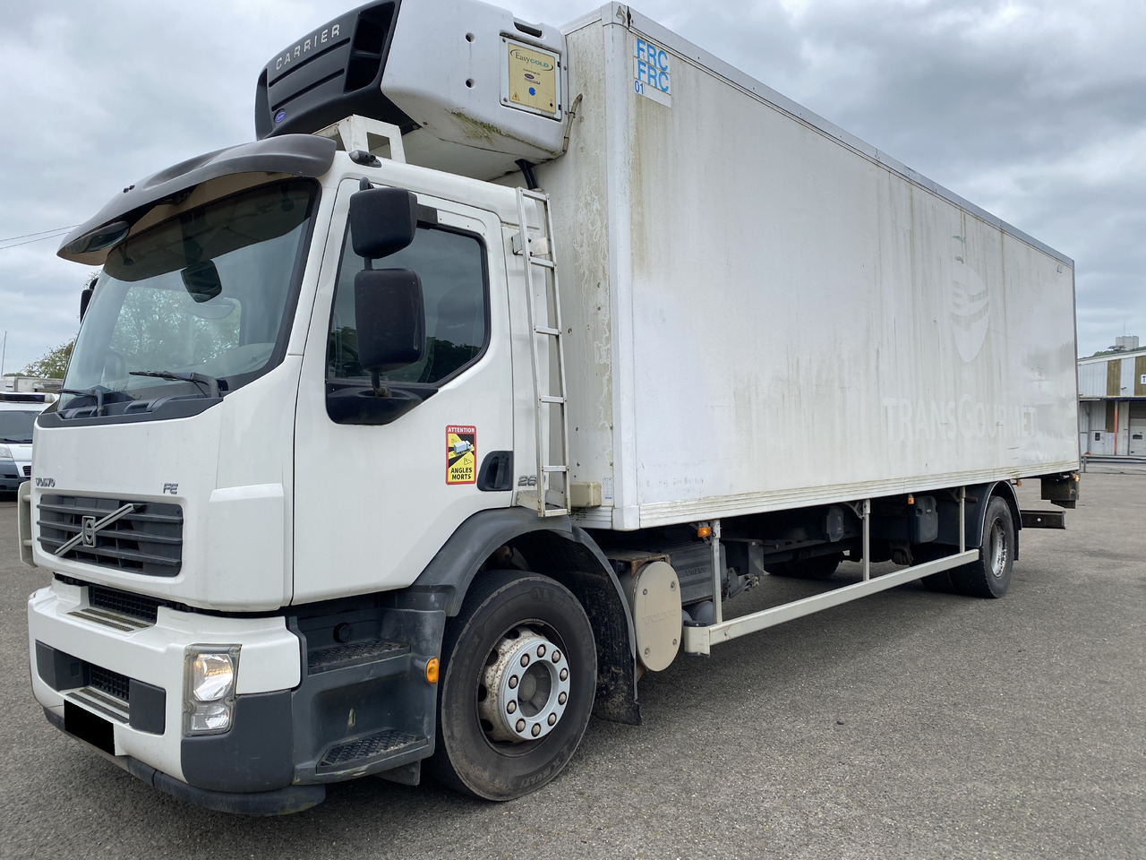 VOLVO FL 280 - Camion frigider: Foto 1 VOLVO FL 280 - Camion frigider: Foto 1