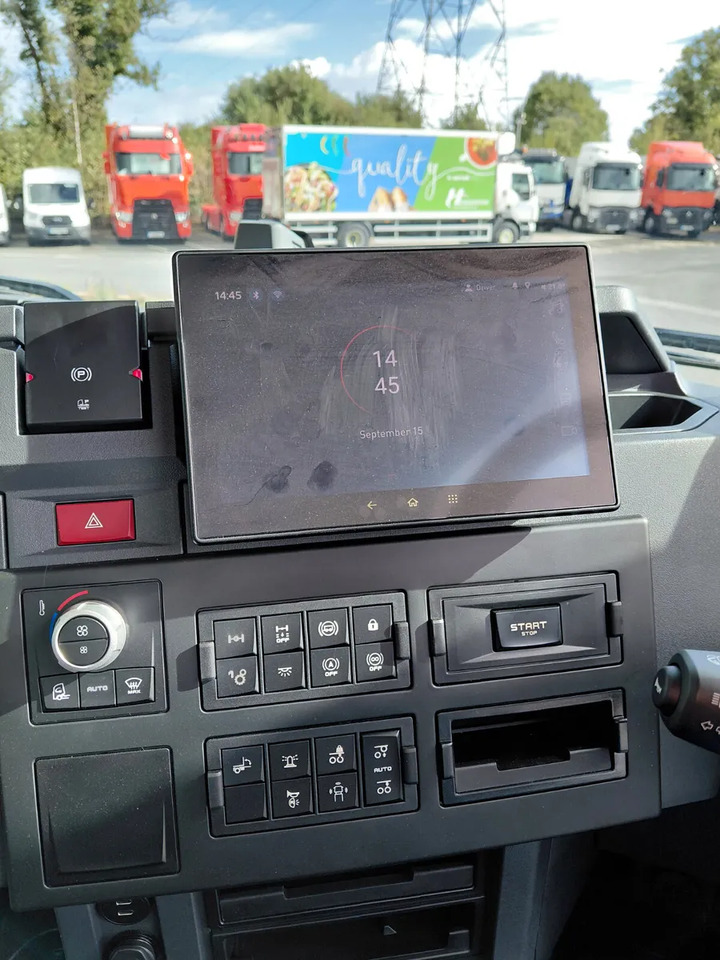 NEW Renault T380 Refrigerated Rigid - Camion frigider: Foto 5 NEW Renault T380 Refrigerated Rigid - Camion frigider: Foto 5