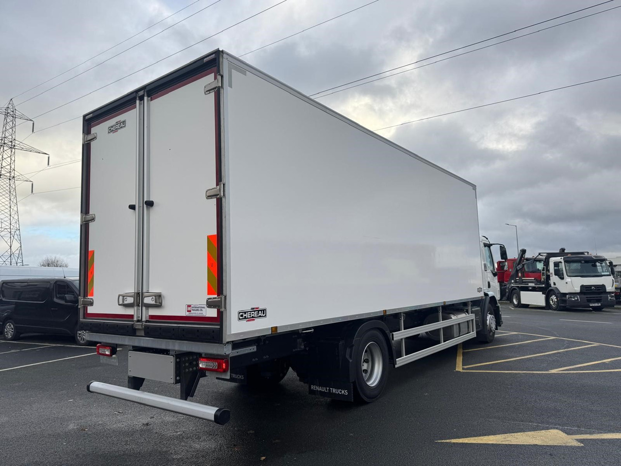 Renault Trucks D 18 Wide 4×2 with Chereau Body - Camion furgon: Foto 5 Renault Trucks D 18 Wide 4×2 with Chereau Body - Camion furgon: Foto 5