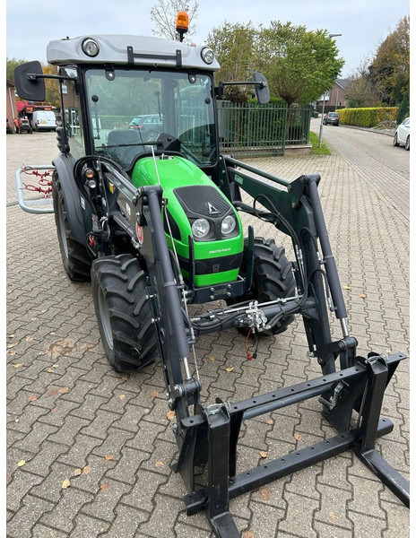 Deutz Agrokid 230 + Stoll frontlader - Tractor mic: Foto 1 Deutz Agrokid 230 + Stoll frontlader - Tractor mic: Foto 1