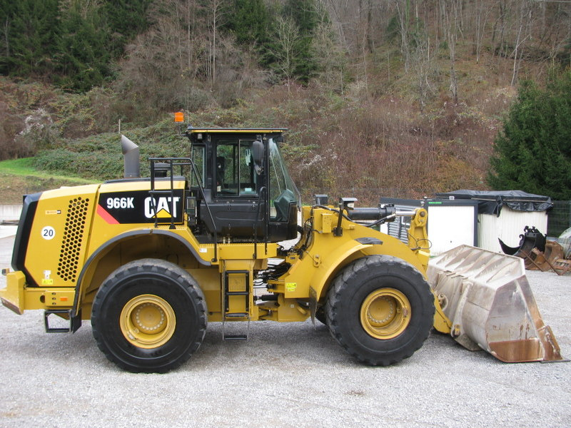 CATERPILLAR 966K TOP condition - Încărcător frontal pe pneuri: Foto 5 CATERPILLAR 966K TOP condition - Încărcător frontal pe pneuri: Foto 5