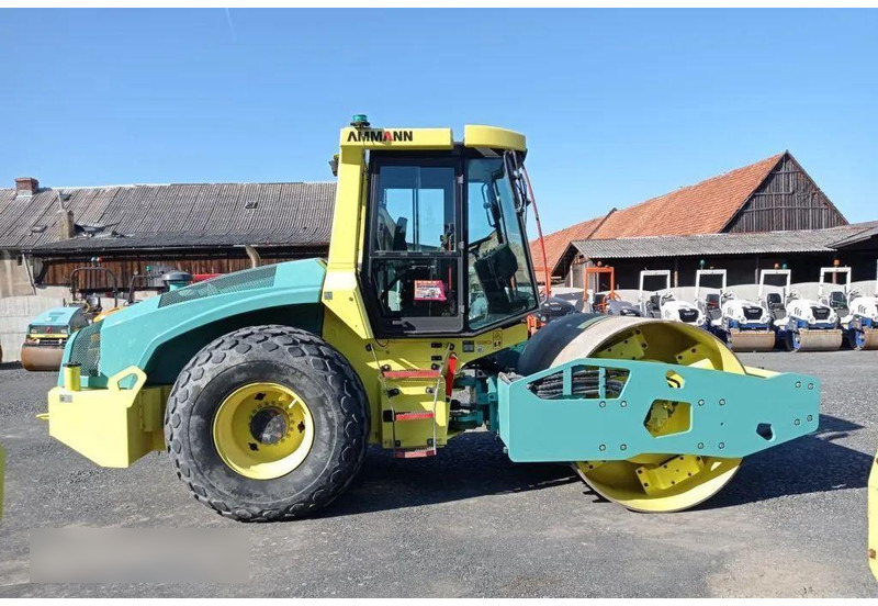 Ammann ASC 110 METAL -GUMA Field roller - Cilindru compactor: Foto 1 Ammann ASC 110 METAL -GUMA Field roller - Cilindru compactor: Foto 1