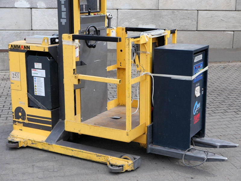 Atlet APC 100 Elektromos targonca - Electrostivuitor: Foto 3 Atlet APC 100 Elektromos targonca - Electrostivuitor: Foto 3