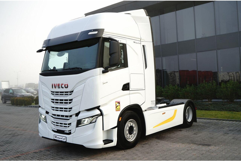 Iveco S-WAY 510 - Cap tractor: Foto 2 Iveco S-WAY 510 - Cap tractor: Foto 2