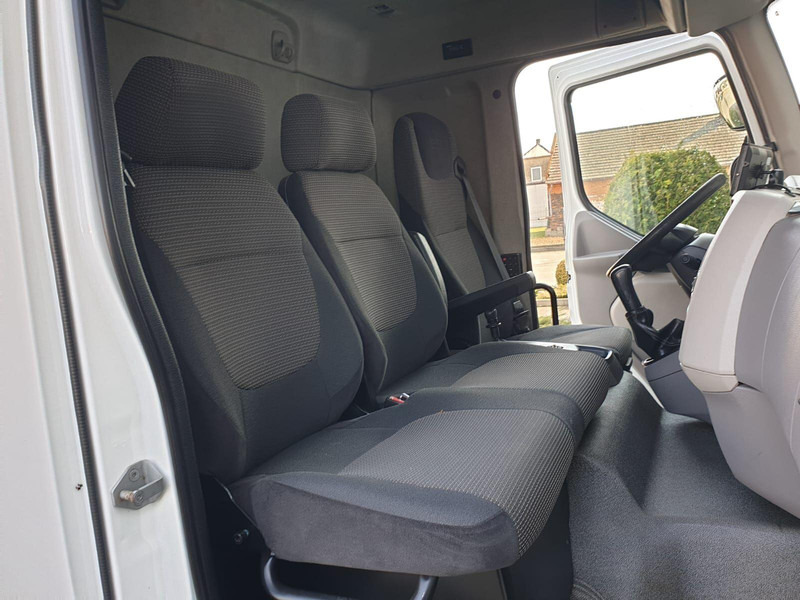 Camion frigider DAF LF 220 EURO 6 6 CYL. LAMBERET: Foto 16 Camion frigider DAF LF 220 EURO 6 6 CYL. LAMBERET: Foto 16