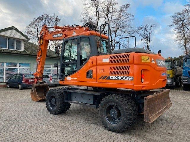 Doosan DX 160 W-3 - Excavator pe roţi: Foto 4 Doosan DX 160 W-3 - Excavator pe roţi: Foto 4