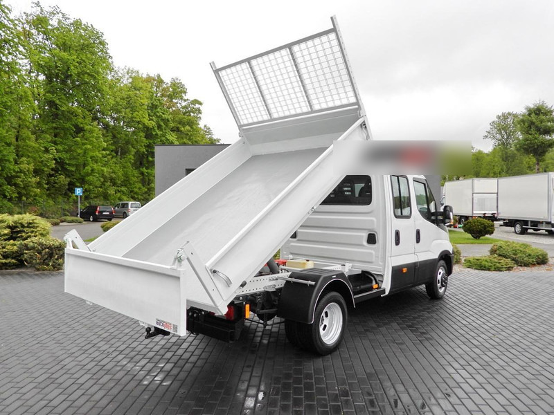 Iveco DAILY 35C13 WYWROTKA PODWÓJNA KABINA DOKA 7 MIEJSC TEMPOMAT BLIŹ - Autoutilitară basculantă, Autoutilitară cabină dublă: Foto 3 Iveco DAILY 35C13 WYWROTKA PODWÓJNA KABINA DOKA 7 MIEJSC TEMPOMAT BLIŹ - Autoutilitară basculantă, Autoutilitară cabină dublă: Foto 3