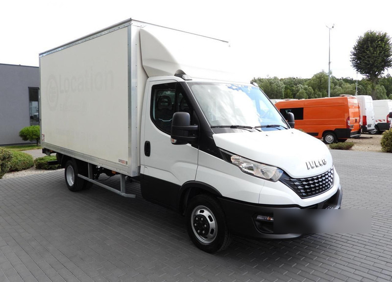 Iveco DAILY 35C16 KONTENER WINDA 8 PALET TEMPOMAT BLIŹNIACZE KOŁA KLIM - Autoutilitară box: Foto 4 Iveco DAILY 35C16 KONTENER WINDA 8 PALET TEMPOMAT BLIŹNIACZE KOŁA KLIM - Autoutilitară box: Foto 4