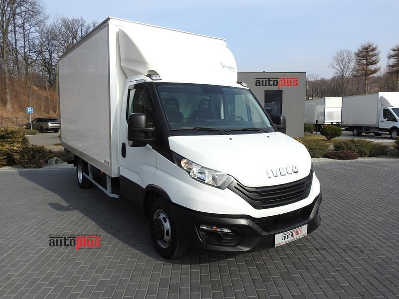 Iveco DAILY 35C16 KONTENER WINDA 8 PALET TEMPOMAT BLIŹNIACZE KOŁA KLIM - Autoutilitară box: Foto 1 Iveco DAILY 35C16 KONTENER WINDA 8 PALET TEMPOMAT BLIŹNIACZE KOŁA KLIM - Autoutilitară box: Foto 1