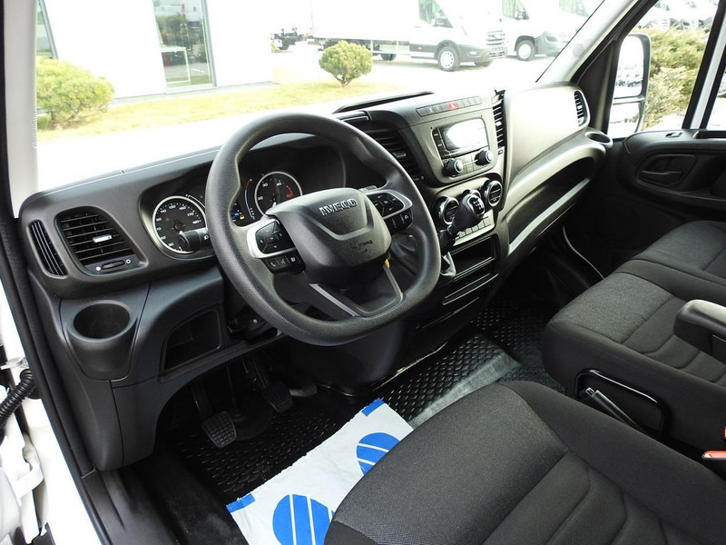 Iveco DAILY 35C16 KONTENER WINDA 8 PALET TEMPOMAT BLIŹNIACZE KOŁA KLIM - Autoutilitară box: Foto 2 Iveco DAILY 35C16 KONTENER WINDA 8 PALET TEMPOMAT BLIŹNIACZE KOŁA KLIM - Autoutilitară box: Foto 2
