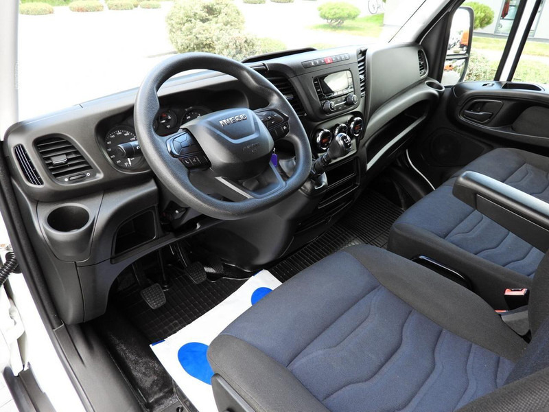 Iveco DAILY 35C16 KONTENER WINDA 8 PALET TEMPOMAT BLIŹNIACZE KOŁA KLIM - Autoutilitară box: Foto 2 Iveco DAILY 35C16 KONTENER WINDA 8 PALET TEMPOMAT BLIŹNIACZE KOŁA KLIM - Autoutilitară box: Foto 2