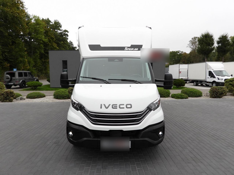 Iveco DAILY 35S18 KONTENER HI-MATIC WINDA 8 PALET TEMPOMAT NAWIGACJA L - Autoutilitară box: Foto 5 Iveco DAILY 35S18 KONTENER HI-MATIC WINDA 8 PALET TEMPOMAT NAWIGACJA L - Autoutilitară box: Foto 5