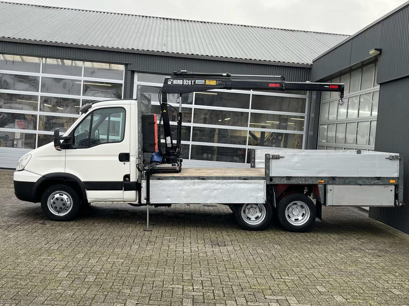 Iveco Daily 40C17 BE Clixtar - Flatbed truck + crane - Autoutilitară cu platformă: Foto 5 Iveco Daily 40C17 BE Clixtar - Flatbed truck + crane - Autoutilitară cu platformă: Foto 5
