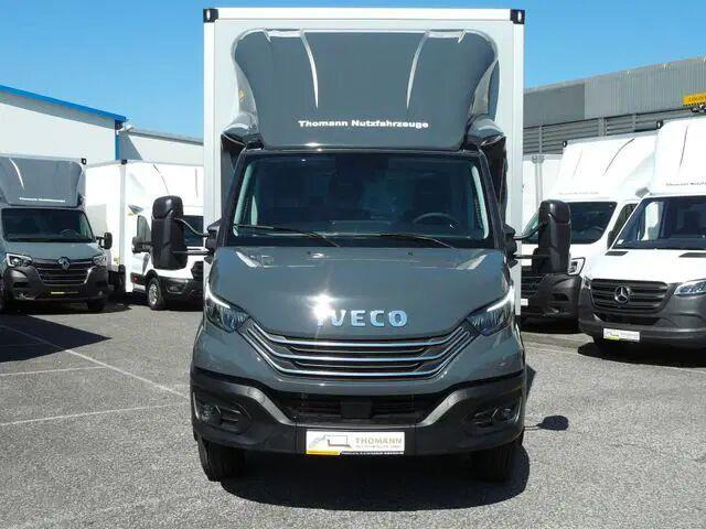Iveco Daily 70C18 - Koffer+tail lift - Autoutilitară box: Foto 2 Iveco Daily 70C18 - Koffer+tail lift - Autoutilitară box: Foto 2