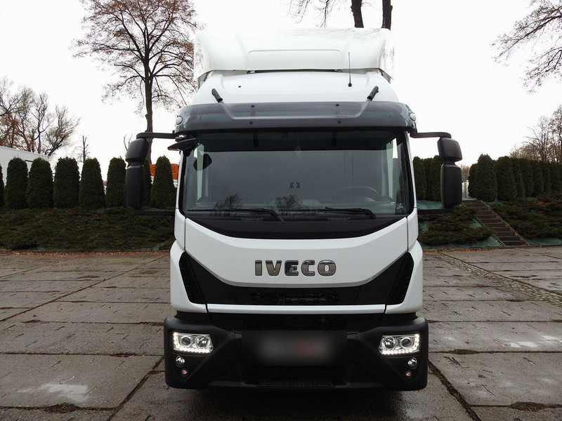 Iveco EUROCARGO 120-250 NOWY PLANDEKA WINDA 18 PALET WEBASTO KLIMATYZA - Camion cu prelată: Foto 5 Iveco EUROCARGO 120-250 NOWY PLANDEKA WINDA 18 PALET WEBASTO KLIMATYZA - Camion cu prelată: Foto 5