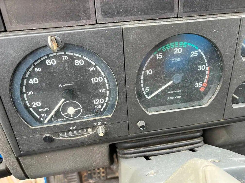 Autorulota comerciala Iveco Eurocargo 135E18 4x4 - Workshop truck: Foto 14