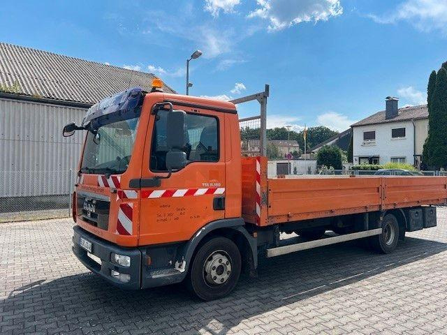 MAN 8.180 TGL Klima , Luftfederung - Camion platformă, Camion cu macara: Foto 2 MAN 8.180 TGL Klima , Luftfederung - Camion platformă, Camion cu macara: Foto 2