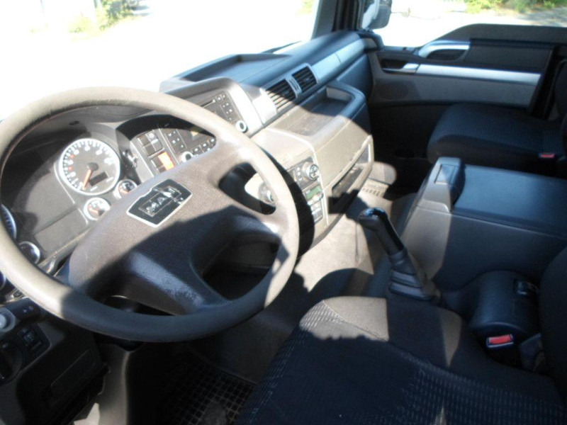 MAN TGL 12.220 KOFFER LBW - Camion furgon: Foto 3 MAN TGL 12.220 KOFFER LBW - Camion furgon: Foto 3
