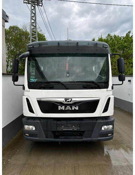 MAN TGL 8.250 - Camion furgon: Foto 2 MAN TGL 8.250 - Camion furgon: Foto 2