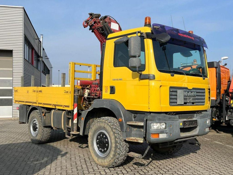 MAN TGM 18.280 4x4 Crane Tirre Euro 131 - Camion platformă, Camion cu macara: Foto 2 MAN TGM 18.280 4x4 Crane Tirre Euro 131 - Camion platformă, Camion cu macara: Foto 2