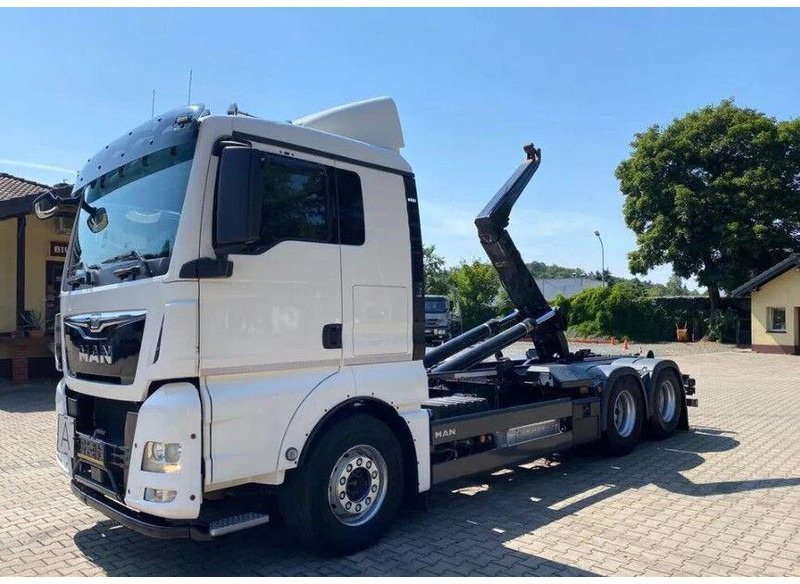 MAN TGX 26.440 - Camion cu cârlig: Foto 1 MAN TGX 26.440 - Camion cu cârlig: Foto 1